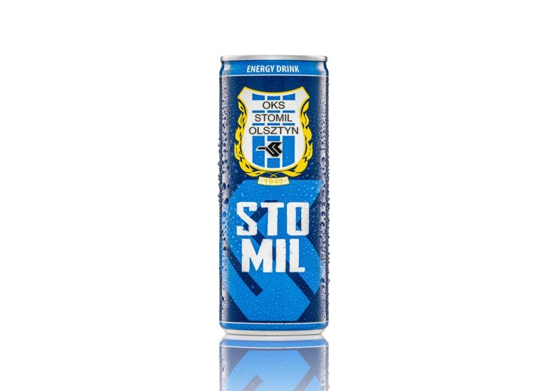 Puszka zimnego napoju energetycznego Stomil Energy Drink z kroplami wody - zdjęcie reklamowe Olsztyn