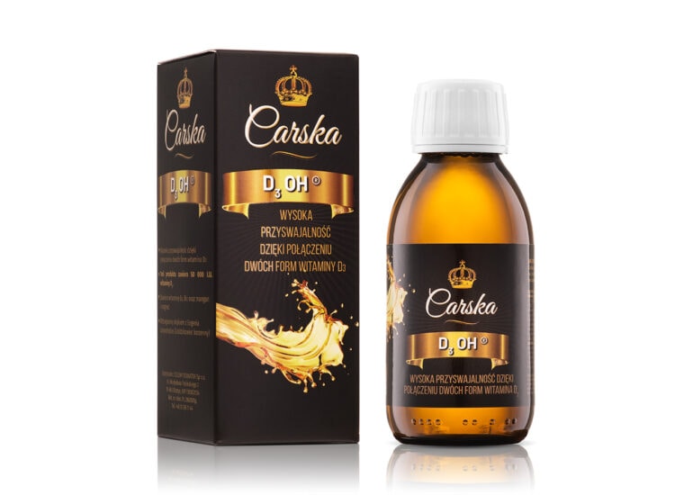 Carska witamina D3 butelka z opakowaniem kartonowym packshot na białym tle z odbiciem